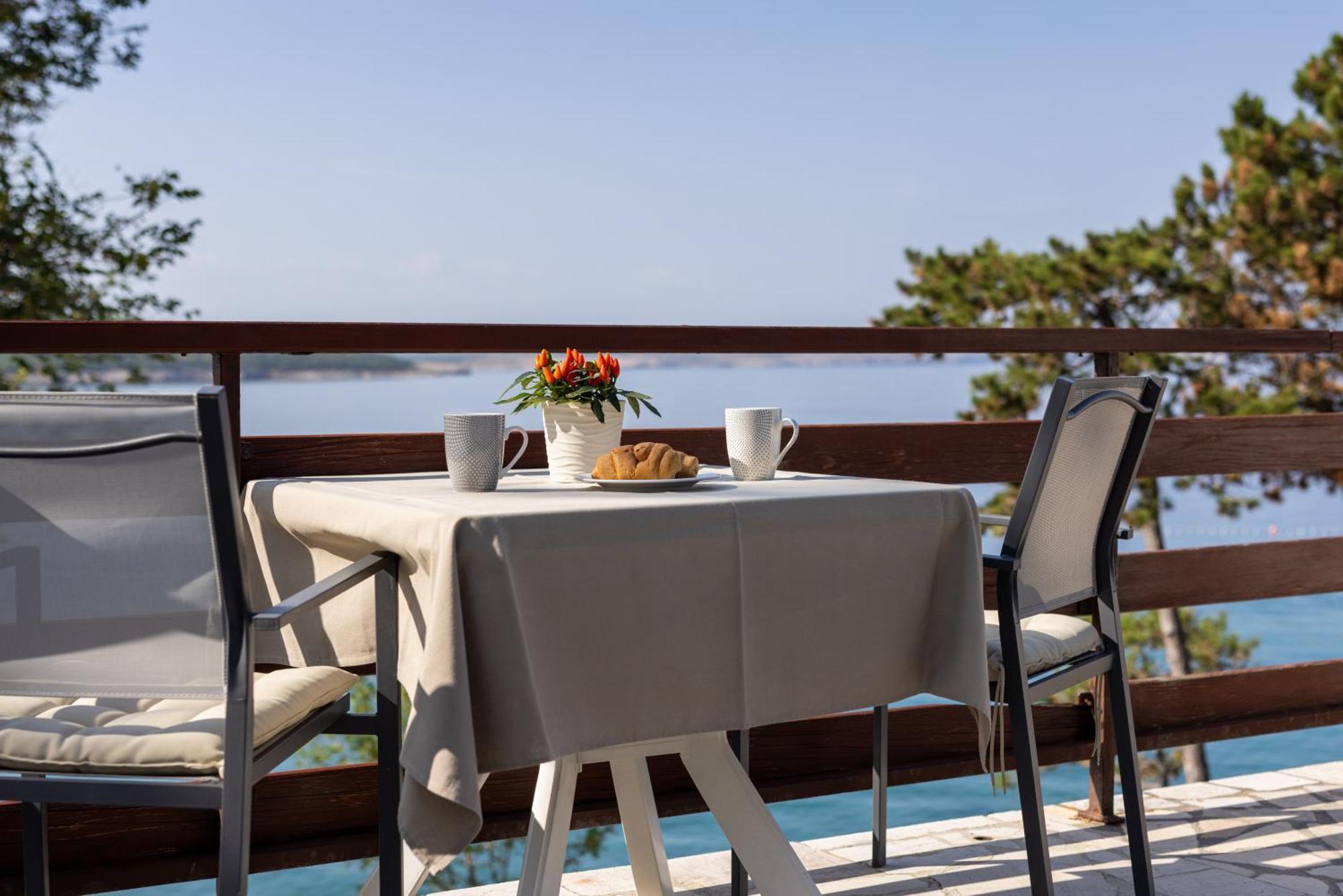 Apartments Lacrima Šilo Εξωτερικό φωτογραφία