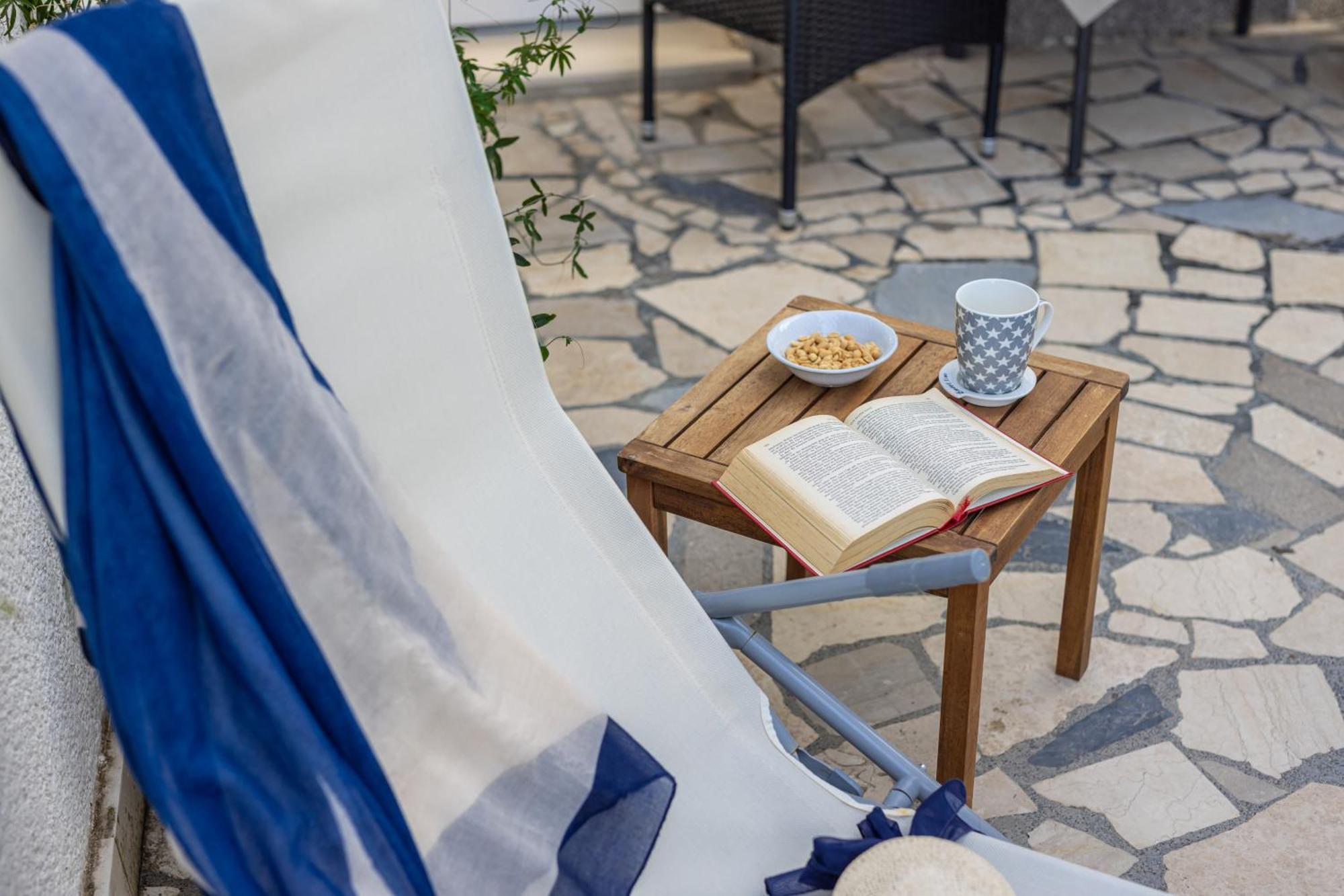 Apartments Lacrima Šilo Εξωτερικό φωτογραφία