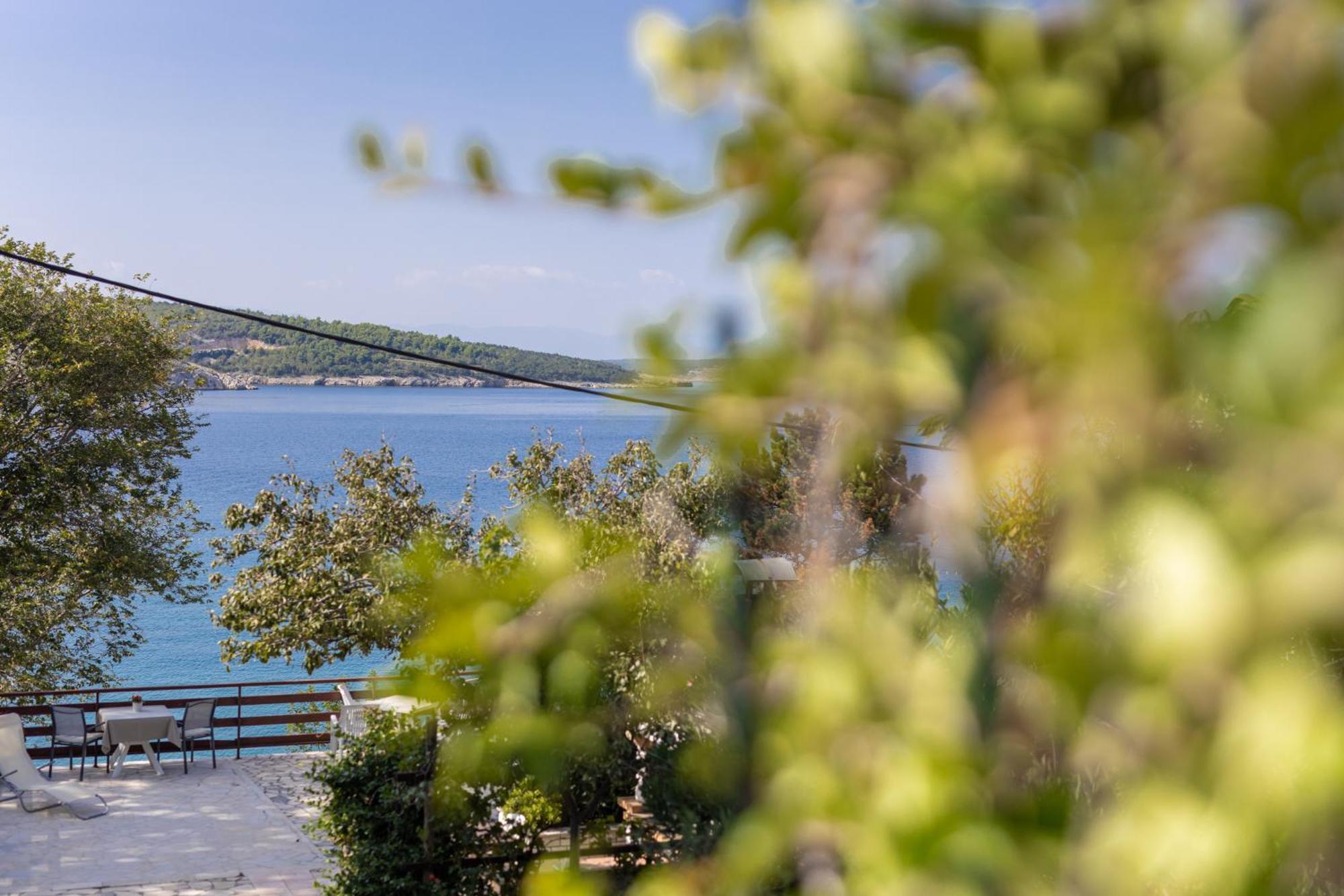 Apartments Lacrima Šilo Εξωτερικό φωτογραφία
