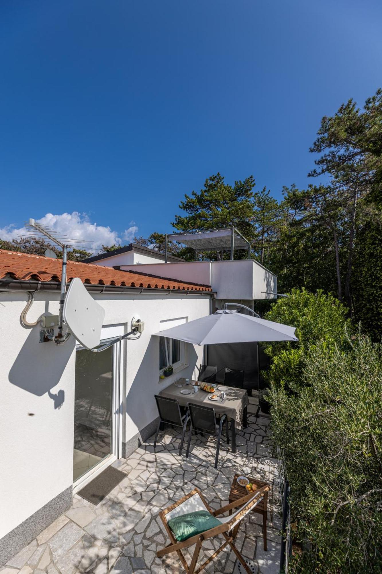 Apartments Lacrima Šilo Εξωτερικό φωτογραφία