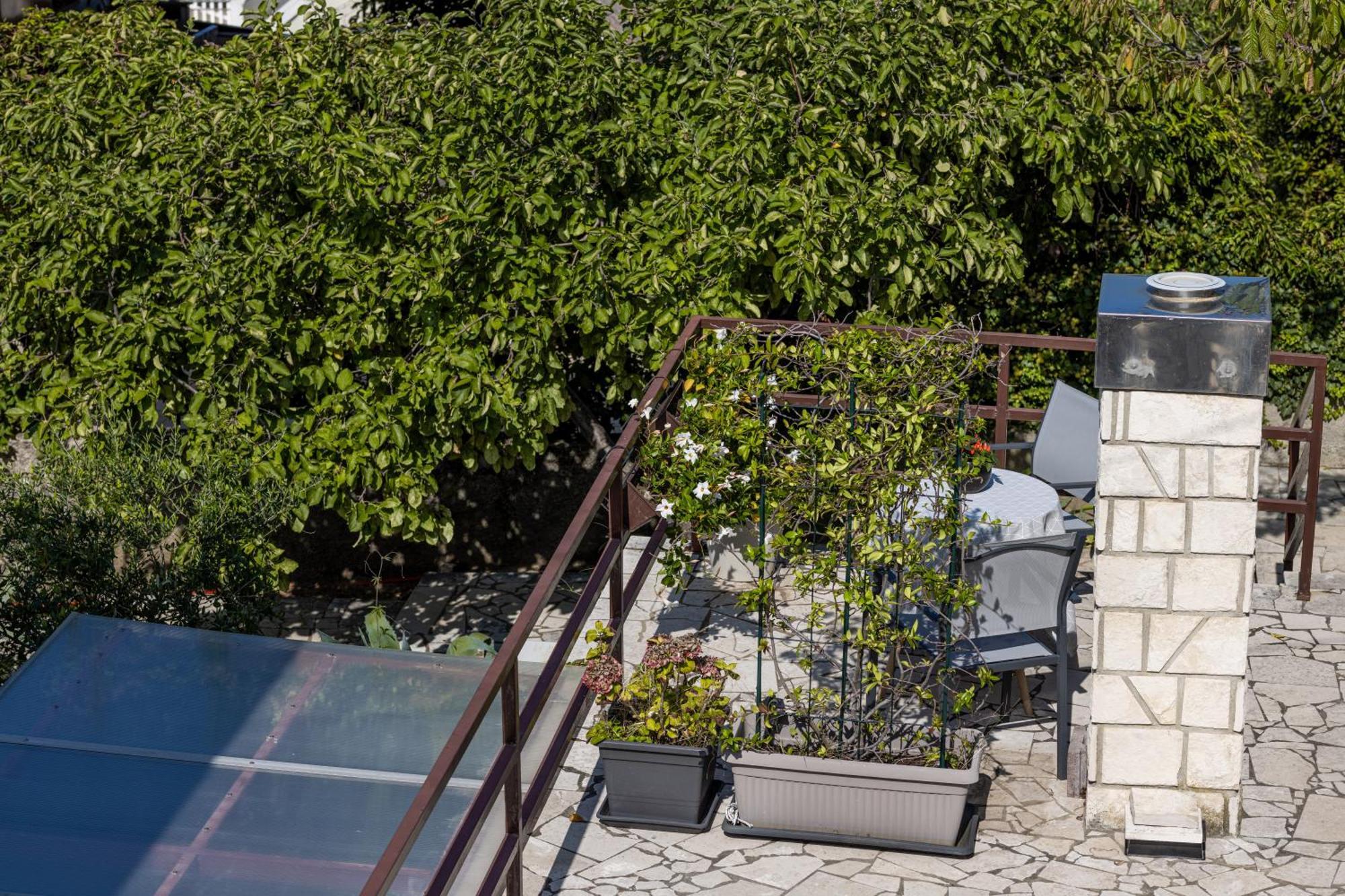 Apartments Lacrima Šilo Εξωτερικό φωτογραφία
